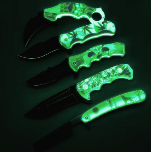 Novelty party glow knife