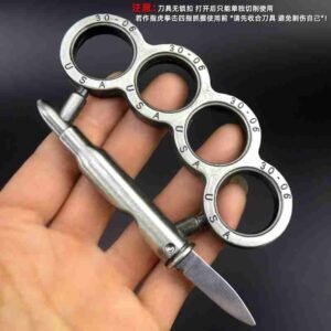 brass knuckles and knife​