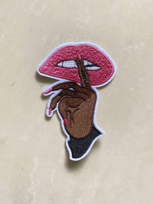 Personalized finger and mouth embroidery patch clothing accessories DIY ironing decoration embroidery mouth patch - Image 2