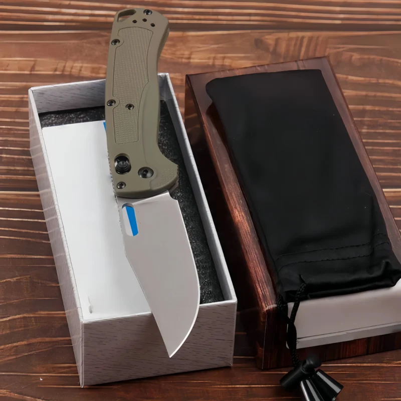 CTM-154 Portable Pocket Knife with Locking Blade and Fiberglass Handle - Image 4