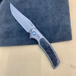 Outdoor Fixed Blade Knife Retail Display for Wholesale