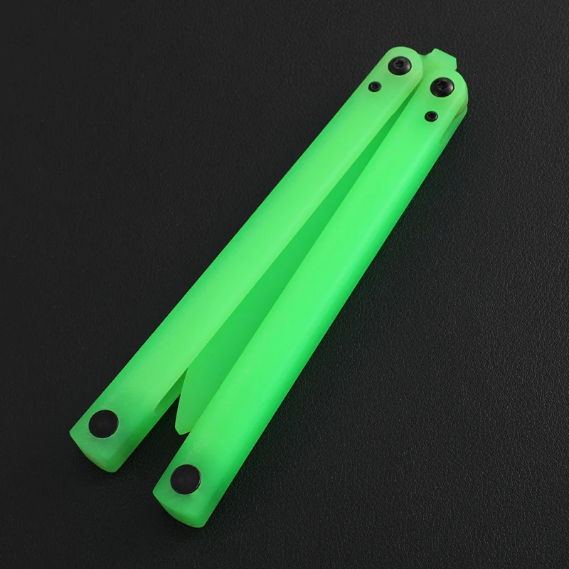 2026 New Hot Selling Night Light Outdoor Butterfly Training Tool Folding Safety Portable Plastic Beginner Training Tool product view 3