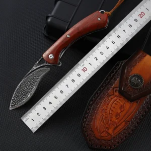 Handmade Outdoor Pocket Knife Damascus Steel Blade High Hardness Forged Sandalwood Handle for DIY product view 3