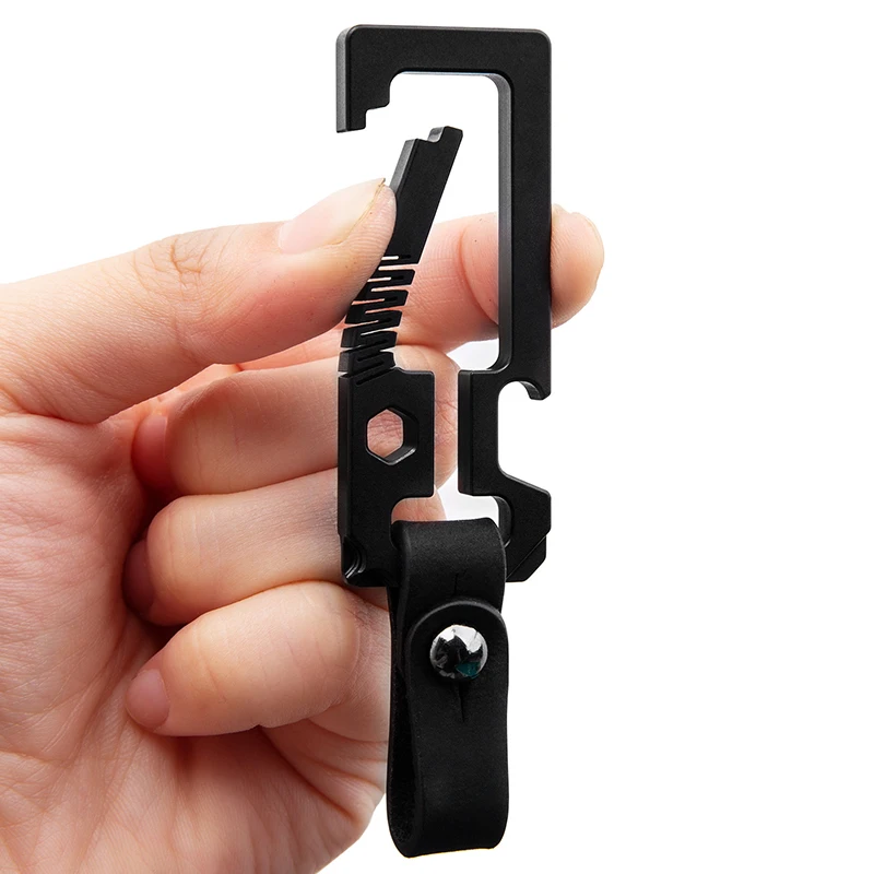 High Quality Titanium Alloy Keychain Portable EDC Multifunctional Car Buckle Waist Hanging DIY Tool OEM Key Pendant - product view 1