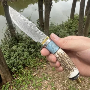 Hot Selling Pocket Knife Damascus Blade Knife Camping Folding Blade With Antler Inlaid with Brass Handle