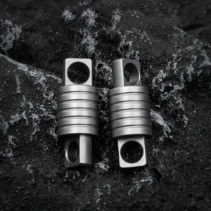 Multi-Functional Keychain Survival Utility Hand Tool Titanium Overall Injection Molding 360-degree Rotation - product view 2