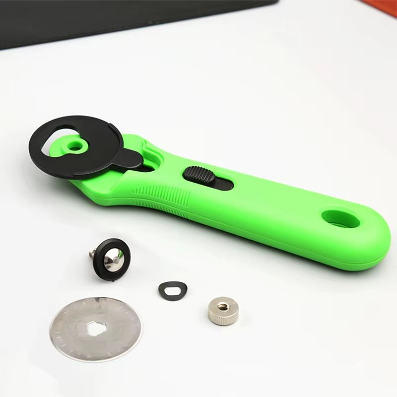 45mm Rotary Fabric Cutter with Sliding Control with plastic handle circular blade and head assembly