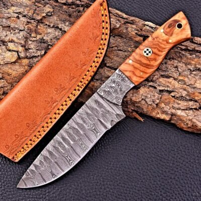 Olive wood Handle Damascus steel Fixed Blade Bushcraft Knife — TK-FB-0556